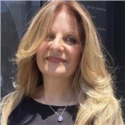 Insegnante di lettere storia geografia educazione civica storia dell’arte